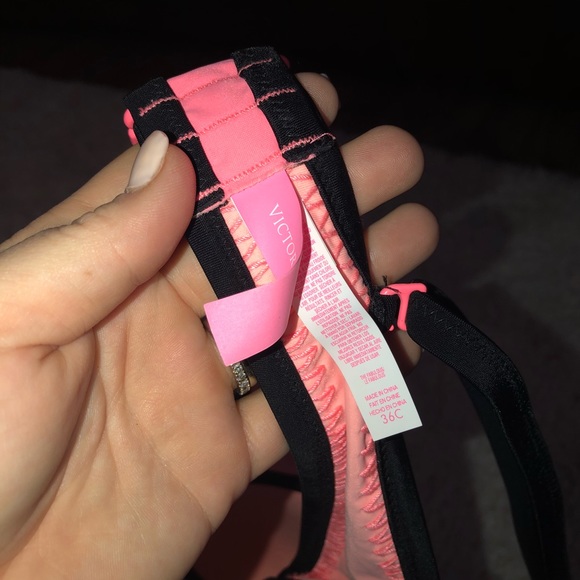 VS SWIM TOP - Picture 3 of 3